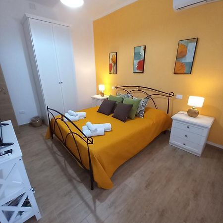 Bed and Breakfast Divina Cuspide Guspini Exterior foto