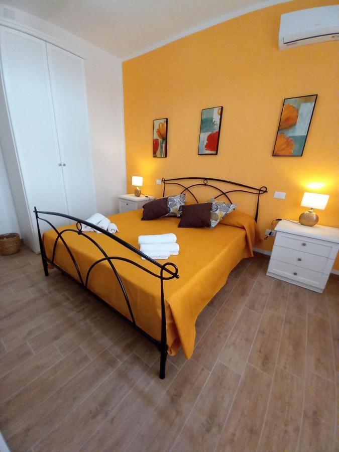 Bed and Breakfast Divina Cuspide Guspini Exterior foto